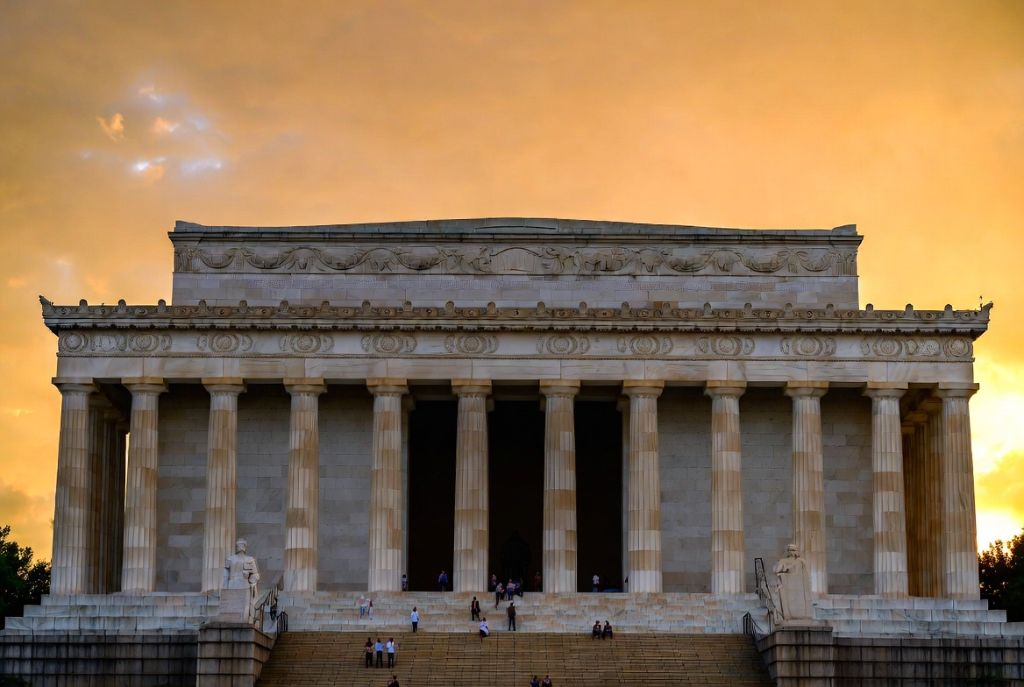 Lincoln Memorial, Washington D.C. — classical columns, marble, proportion